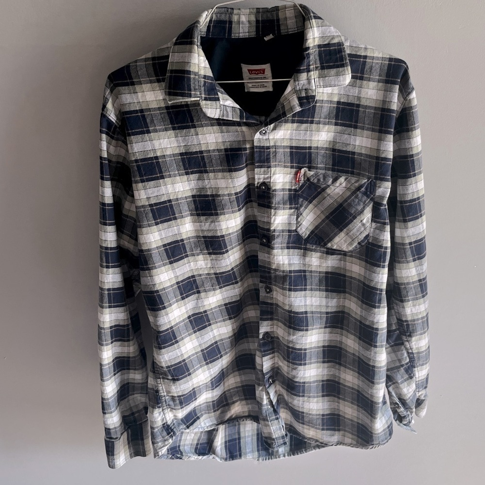 Levi’s Men’s button down shirt plaid business casual western work